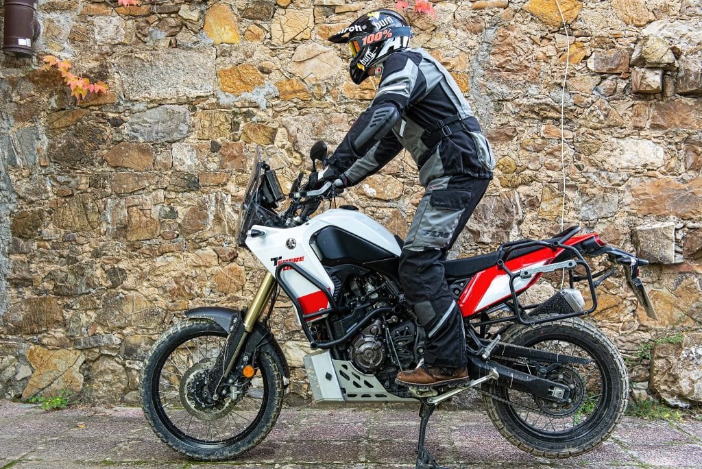 Stehposition auf der YAMAHA T700.