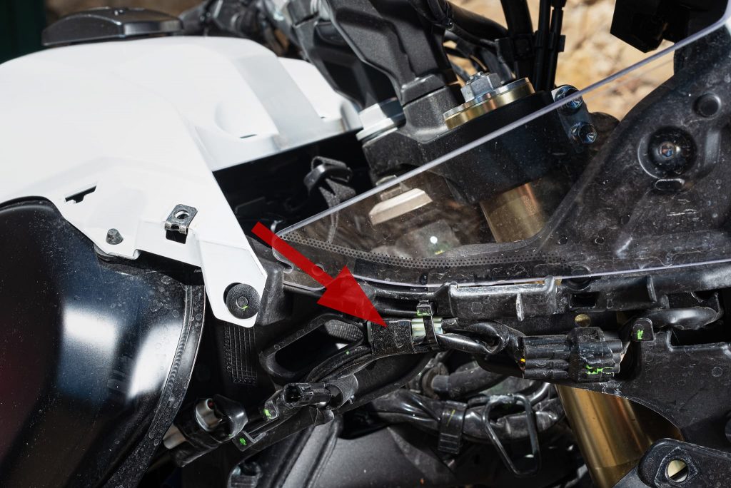 Zweipoliger Nebenverbraucheranschluss der Yamaha Tenere.