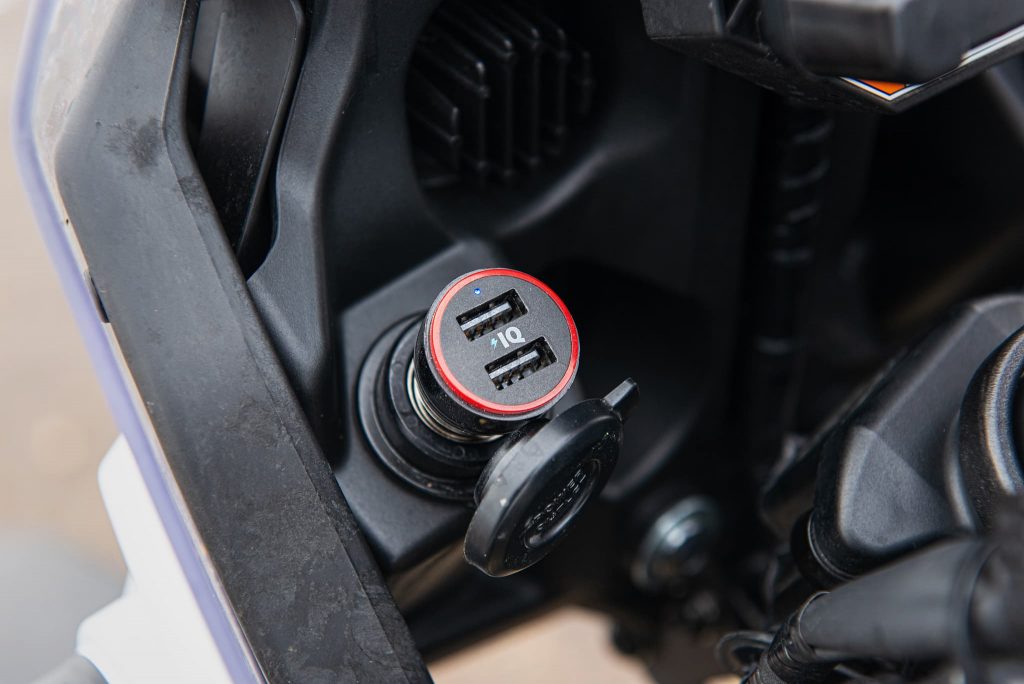 USB Ladeadapter am Motorrad.