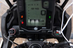 Mehr über den Artikel erfahren Motorrad USB Steckdose – Varianten und Installation