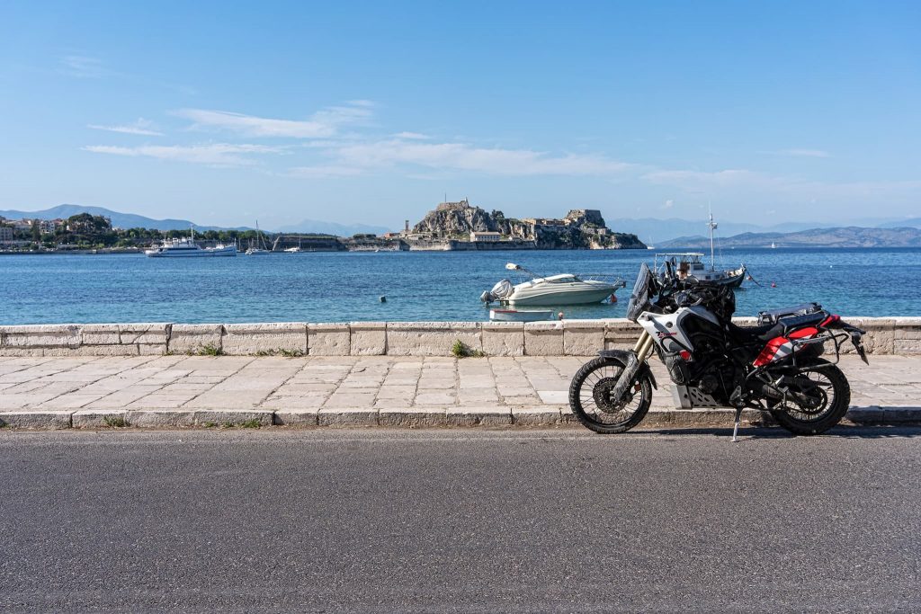 Blick auf die Halbinsel mit der Alten Venezianische Festung.