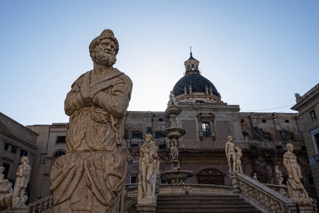 Fontana Pretoria in Palermo.