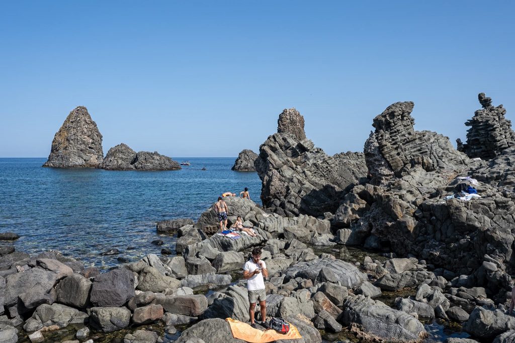Lungomare di Acicastello und Riviera dei Ciclopi.