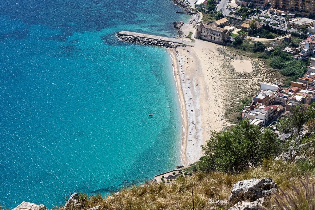 Spiaggia Vergine Maria Palermo.